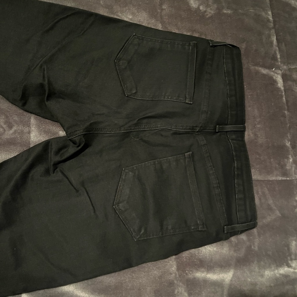 Just Black skinny ankle distressed jean